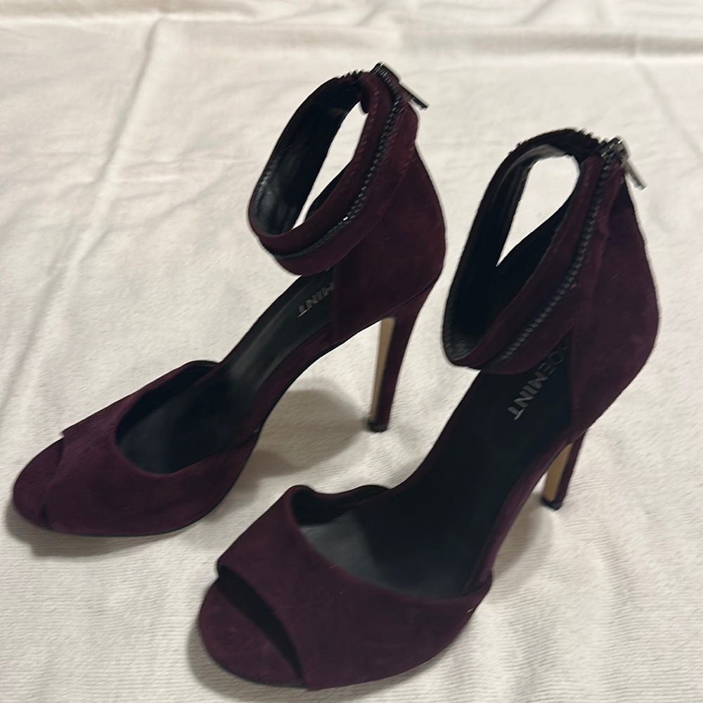 Plum Shoemint heels with ankle strap. Size 6.5, Never worn!